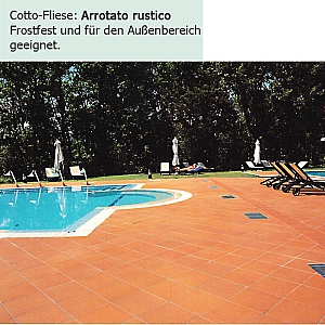 Terracotta-Fliesen_Pool.jpg