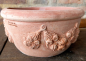 Preview: verzierte Terracotta-Schale mit Girlande