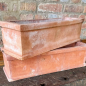Preview: rechteckiger Terracotta-Kasten mit Girlande von Pesci