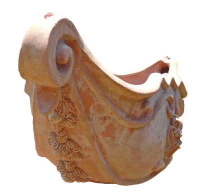 Ovaler Terracotta-Pokal