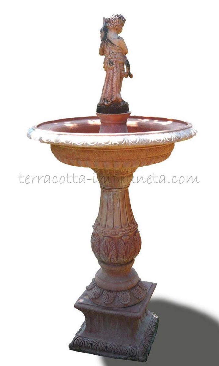 klassischer Terracotta-Springbrunnen